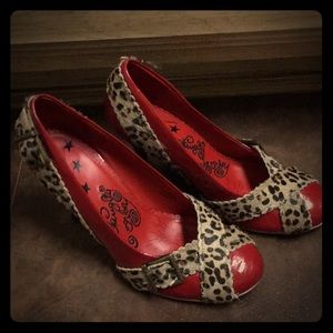 Naughty Monkey Red and leopard heels